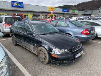 Volvo V40 - 2
