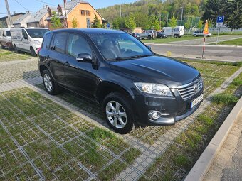 Toyota rav 4 - 2
