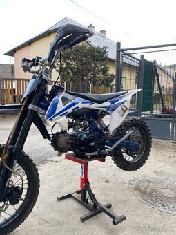 Minirocket Superpit 125 - 2