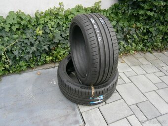 Predám 2x letné pneu Michelin 245/40 R19 98YXL - 2