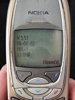 Nokia 6310i - 2