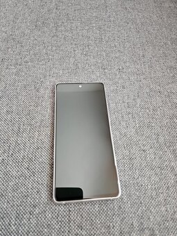Samsung S20 FE - 2