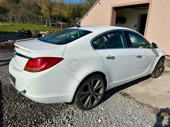 Opel Insignia 2.0T SEDAN - NÁHRADNÍ DÍLY - 2