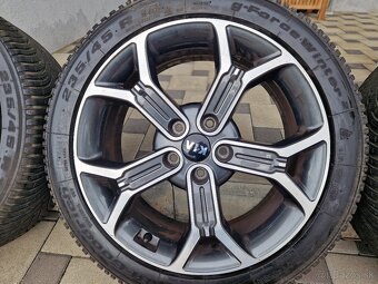 Kolesá KIA komplet 235/45 R18 - 2