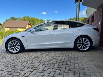 Tesla model 3 Long range - možný odpočet DPH - v záruke - 2