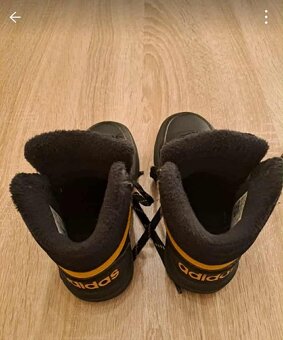 Zateplené tenisky Adidas - 2
