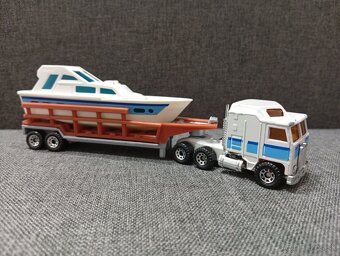 Matchbox Convoy CY14, Kenworth Boat Transporter - 2