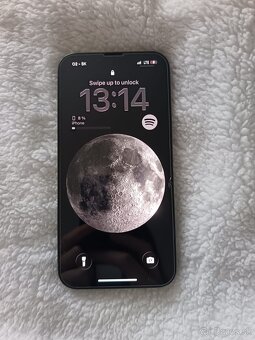 Predám iphone 13 - 2