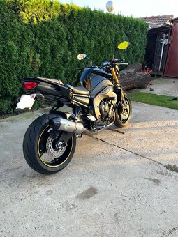 Yamaha fz8 2012 - 2