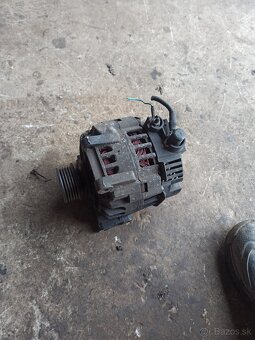 Predám plne funkčný alternátor na Mercedes A - 2