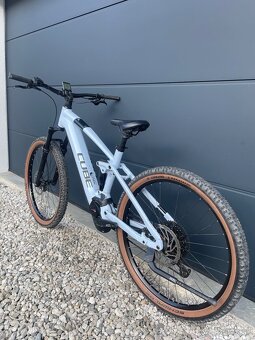 BOSCH Cube Stereo Hybrid Pro 750 - 2