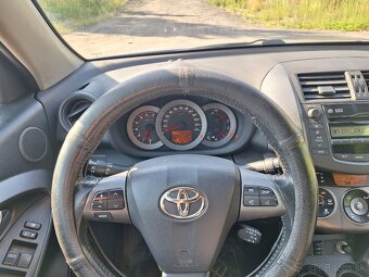 Toyota RAV4 2.2 D-4D 110kW 4x4 - 2