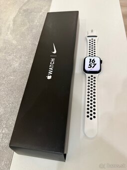 Apple Watch 7 41mm Nike Edition - 2