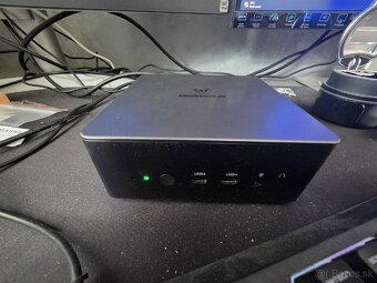 Minisforum UM790 Pro 32GB ram, 1TB SDD - 2