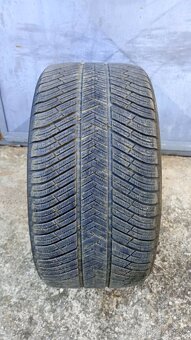 285/35r20 - 2