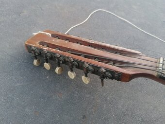 Predám starožitná mandolína - 2