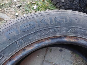Zimné pneu Nokian 185/60 R15 - 2
