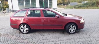 Škoda octávia 2 combi 1,6 75kw benzín - 2
