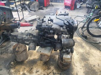 Predam motor z prevodovkou 1,9tdi AWX - 2