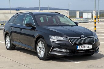 Škoda Superb kombi 1,4tsi + hybrid model 2021 facelift DSG - 2