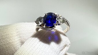 Zafirovy prsteň s diamantami z bieleho zlata 18k - 2