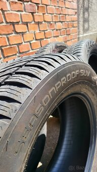 235/60 r17 celoročné ako nové - 2