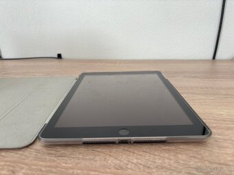 Apple iPad 6.generácie (na diely) - 2