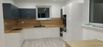 Ponúkame na dlhodobý prenájom krásny priestranný bungalov v - 2