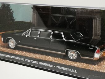 Predám zberateľský model autíčka Lincoln Continental - 2