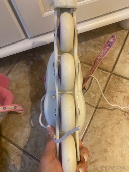 Kolieskové korčule - 2