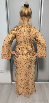 Nové moderné krásne béžovozlaté spoločenské šaty s kamienkam - 2