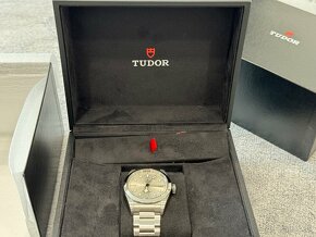 Tudor Black Bay 41 79540-0011 silver kúpené v Sheron - 2
