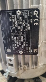 Elektromotor 3fazy 0.55kW - 2