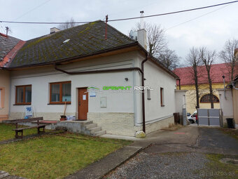 Predaj rodinný dom,145 m2, garáž a 2 hospod. budovy, Solivar - 2