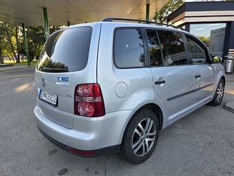 Volkswagen Touran 1.9 TDi dsg - 2