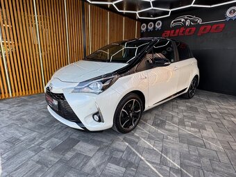 Toyota Yaris 1.5 Hybrid Selection e-CVT - 2