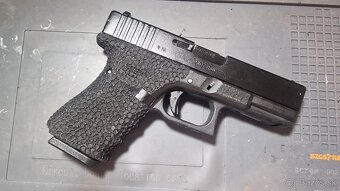 Airsoft WE Glock 19 - 2