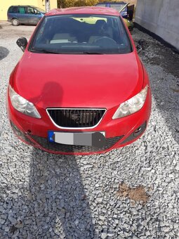 Seat ibiza 1.4 16v 2010 rozpredam - 2