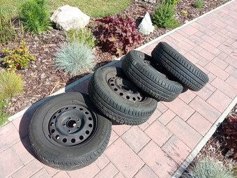 195/65R15 - 2