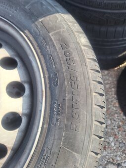 205/65R16C  Mercedes - 2