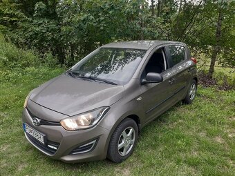 Hyundai i20, 83400km, TK+EK do 4.7.2027, KLÍMA, ISOFIX - 2