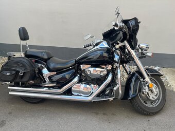 Suzuki Intruder - 2