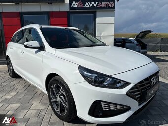 Hyundai i30 CW 1.6 CRDi Family, v Záruke, Pôvodný lak, SR - 2