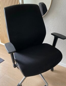 KANCELÁRSKA STOLIČKA ERGONOMICKÁ / KANCELÁRSKE KRESLO - 2