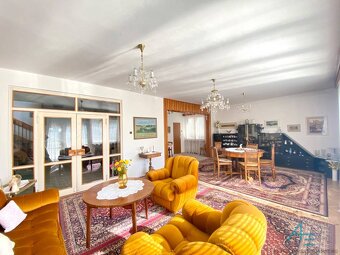 Vila, 6 i, aj pre dve rodiny, na firmu , so záhradou  v cent - 2