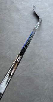 ✅CCM TRIGGER 9 PRO JR LEFT/LAVACKA__flex 40 zahnutie P28 - 2