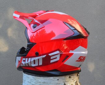 Prilba okuliare červené shot - 2