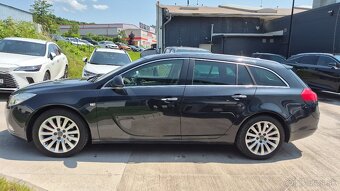 Opel Insignia Sports Tourer - 2