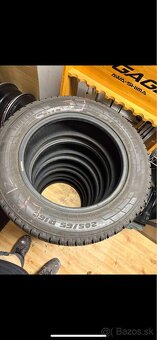Pirelli 205/65 r16c 5ks 2021 - 2