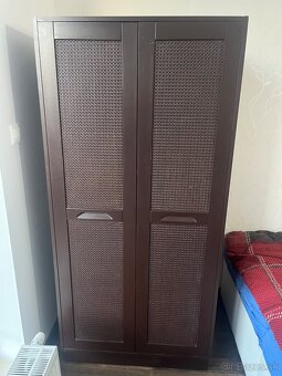 Darujem šatnikovu skriňu. - 2